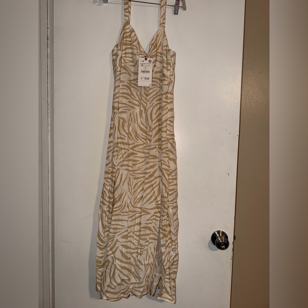 Zara Beige and White Patterned Maxi Dress